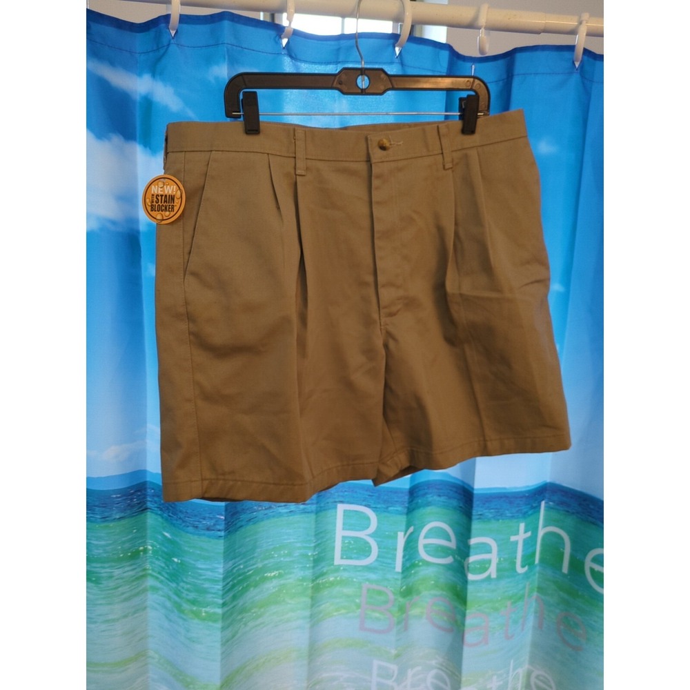 Timber Creek Wrangler Khaki Shorts Mens Size 38 Pleated Stain Blocker NWT B92